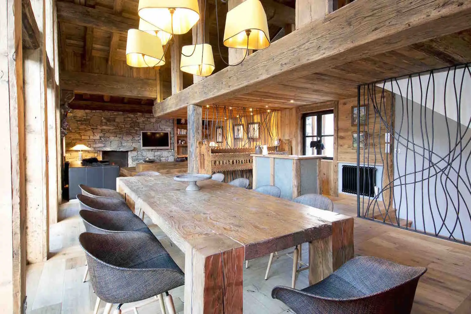 chalet rive gauche dining room