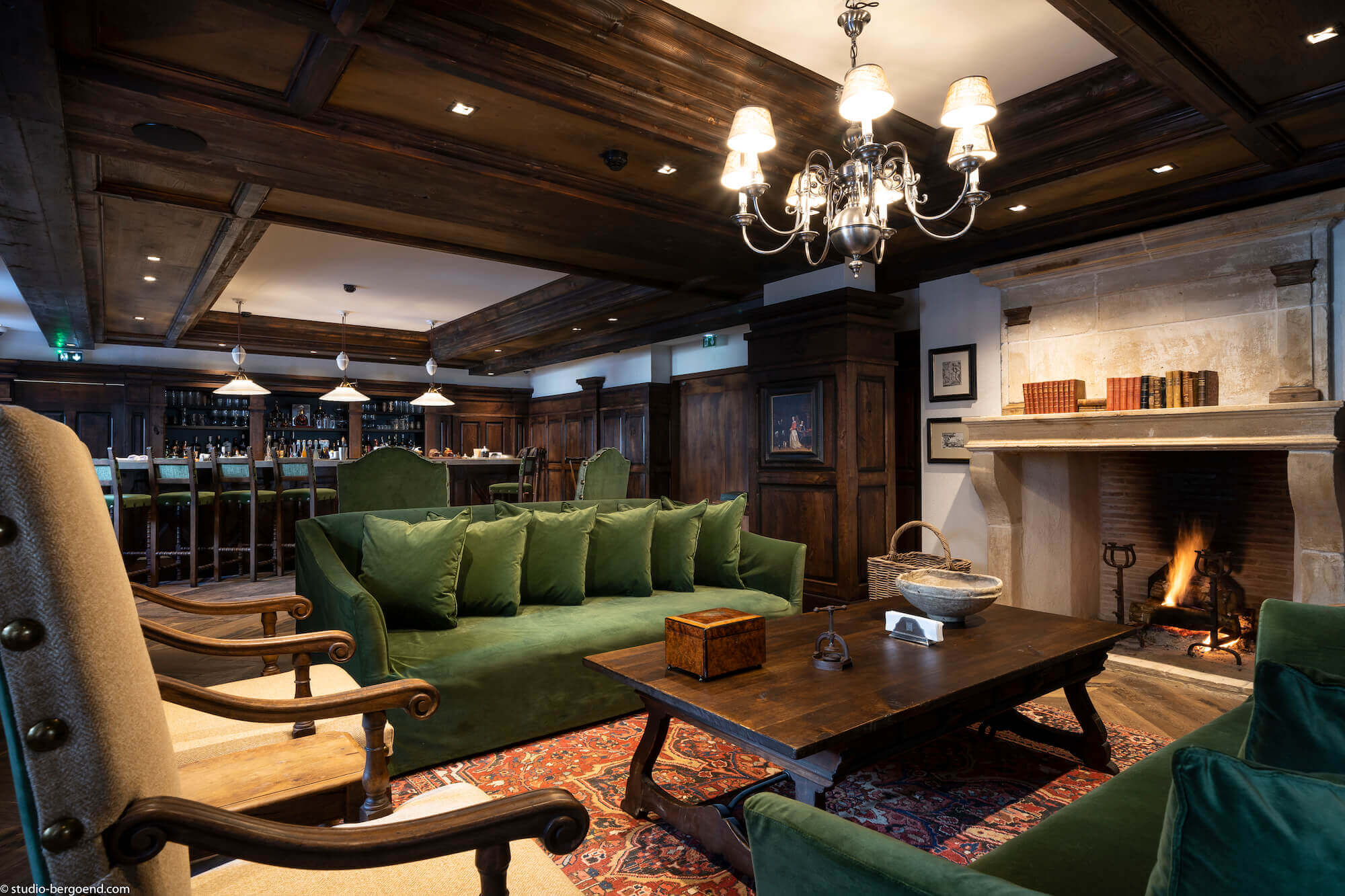 internal view of hotel airelles val d Isere
