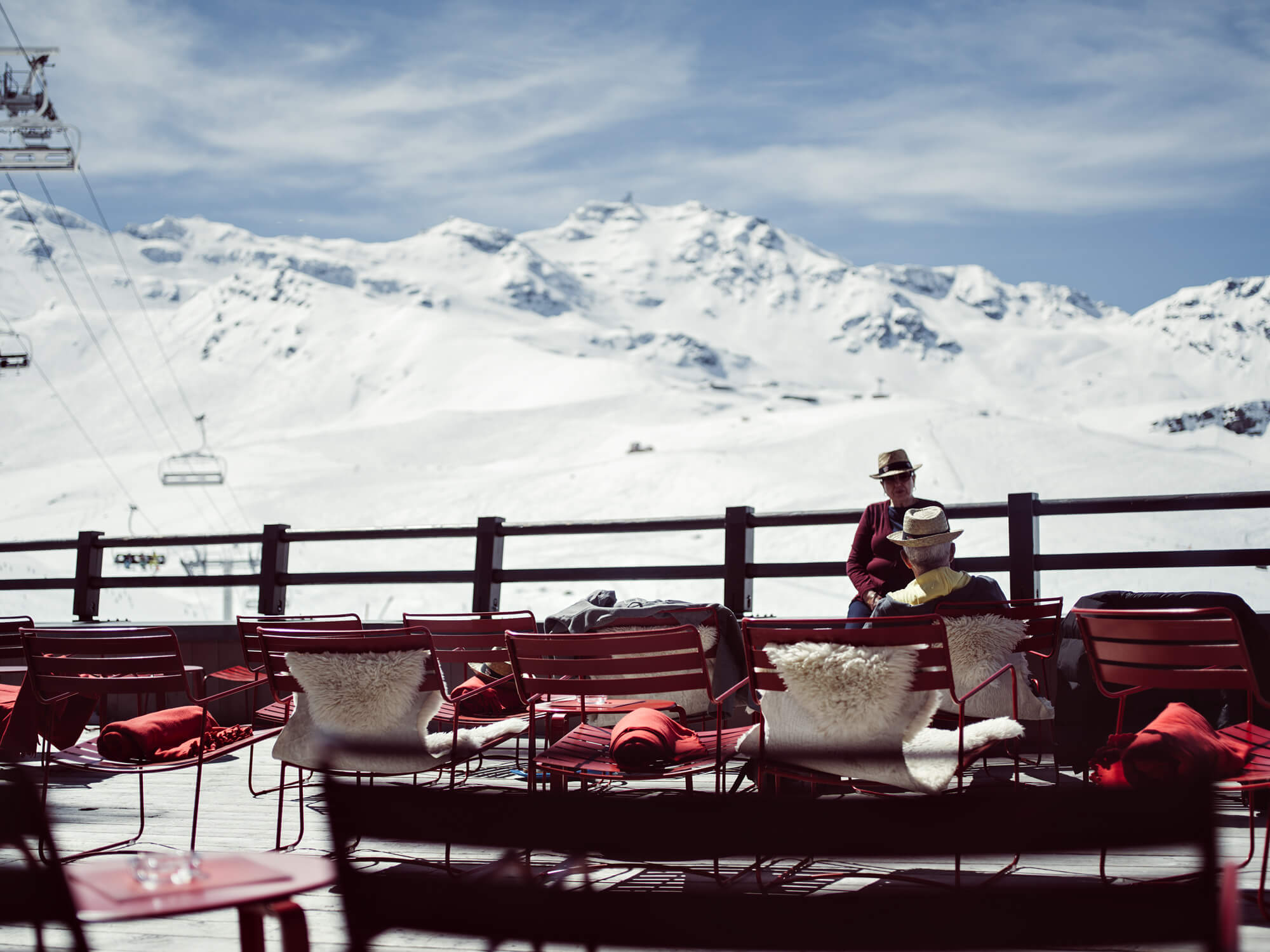 internal view of hotel le val thorens