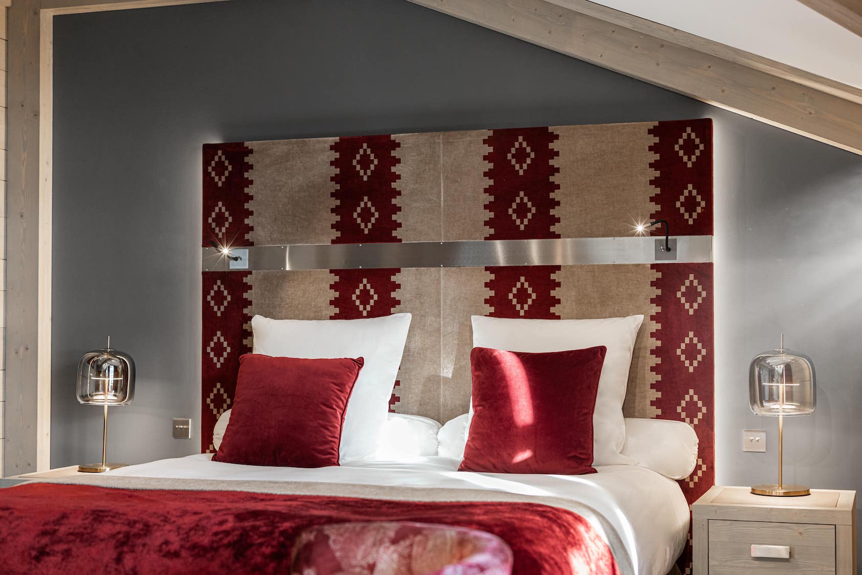 internal view of Le K2 Djola