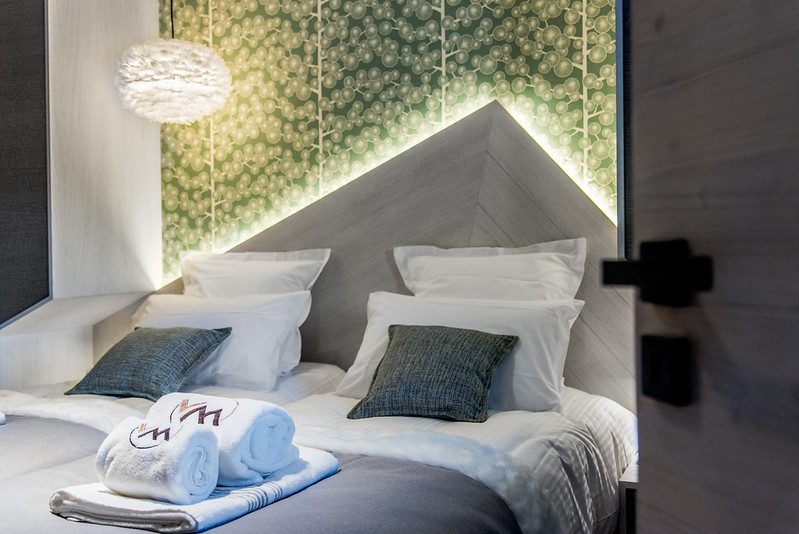 internal view of Chalet Izia and Chalet Skadi